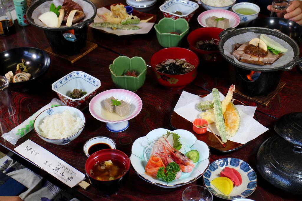 Shinzanso Hotel Takayama  Luaran gambar