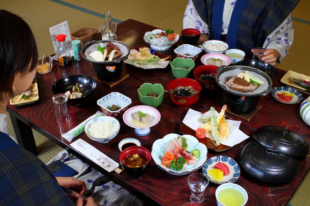 Shinzanso Hotel Takayama  Luaran gambar