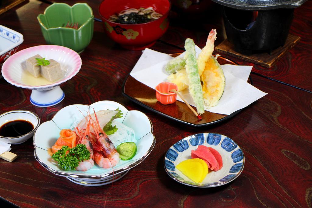 Shinzanso Hotel Takayama  Luaran gambar