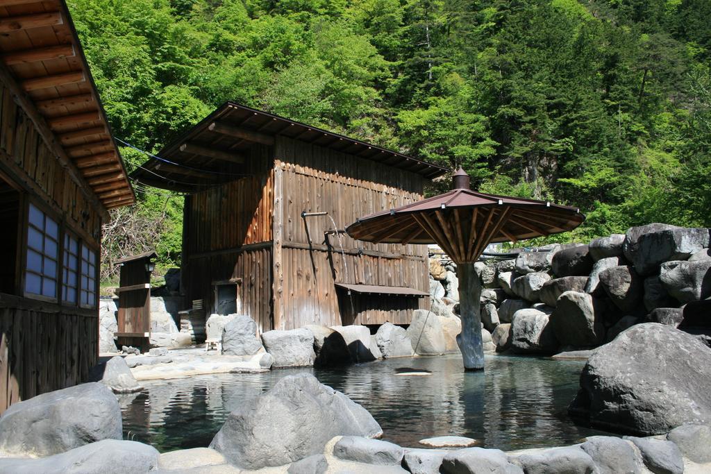 Shinzanso Hotel Takayama  Luaran gambar